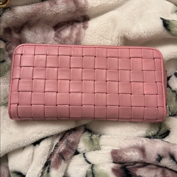 Miu Miu Pink Woven Wallet - Picture 2 of 9